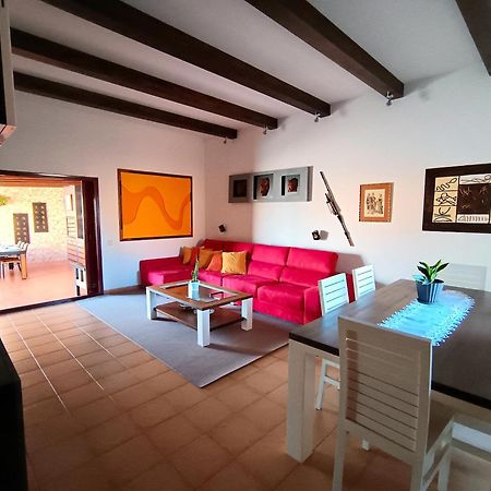 Villa Enola La Oliva Bagian luar foto