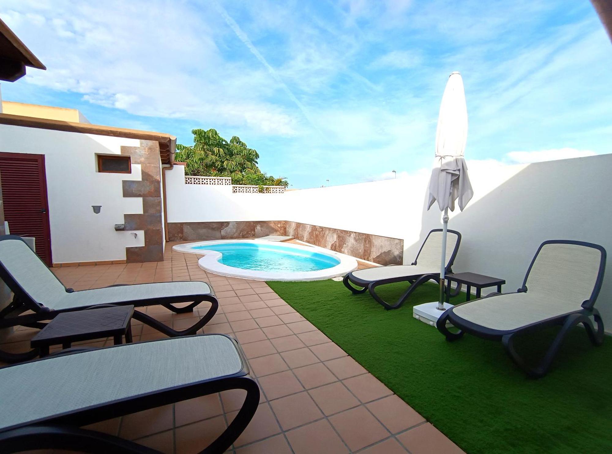 Villa Enola La Oliva Bagian luar foto